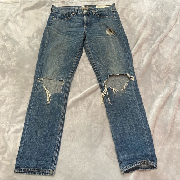 rag & bone/JEAN Boyfriend Buckley Ripped-Knee Jeans 28848 - Picture 2 of 13